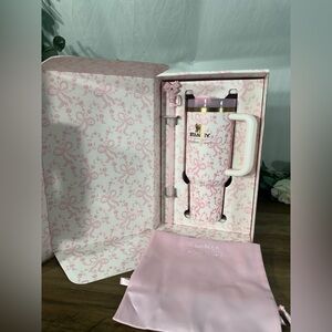 Stanley x LoveShackFancy Coquette Bow Chantilly 40oz LE tumbler